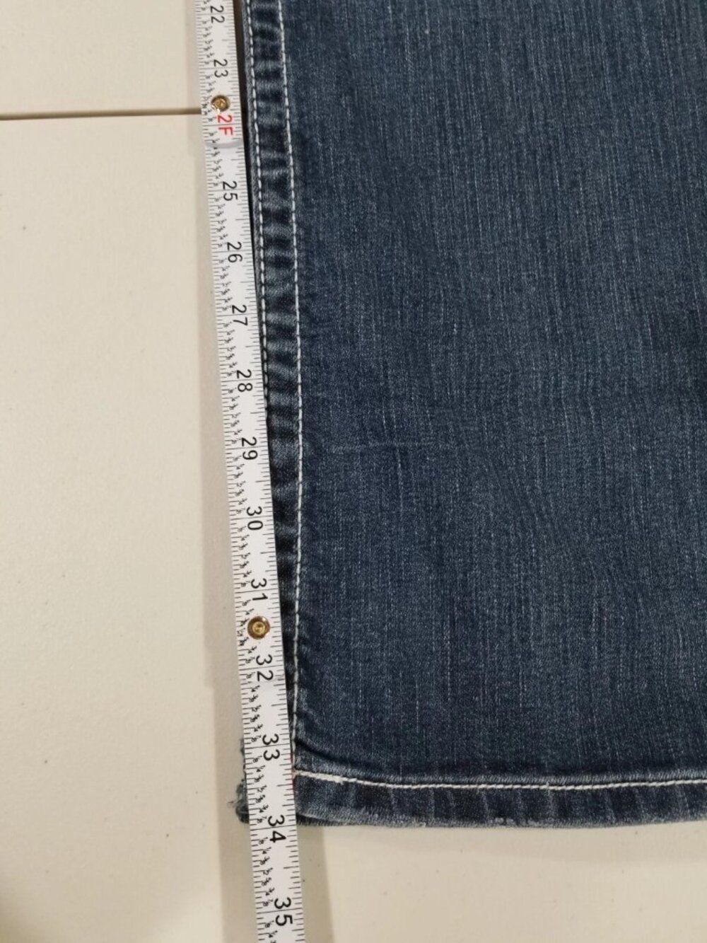 BKE Denim Carter Jeans Size 36W / 33L Boot Cut (10 Inch Rise) - Picture 10 of 12